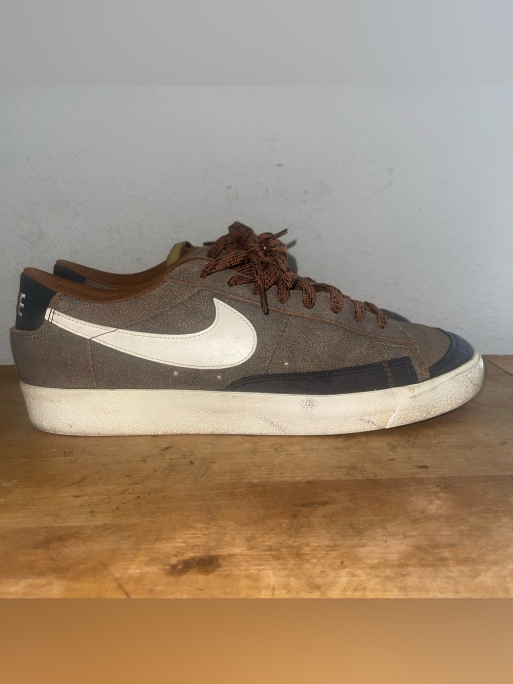 Nike Blazer Low 77 PRM Fresh Pecan Suede Brown Mens Sneakers Sz 11 DX4433-200